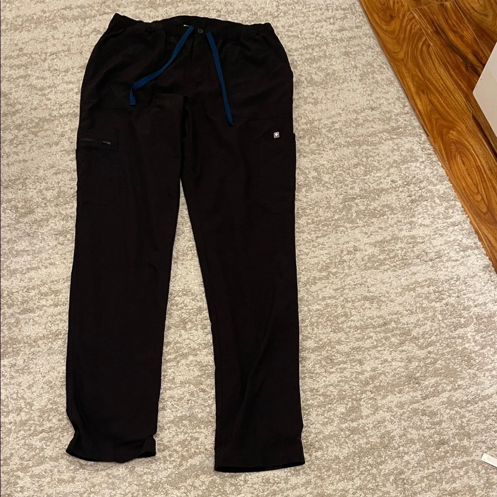 Figs Slim Cairo FREEx Lined Cargo Scrub Pants Size L/T